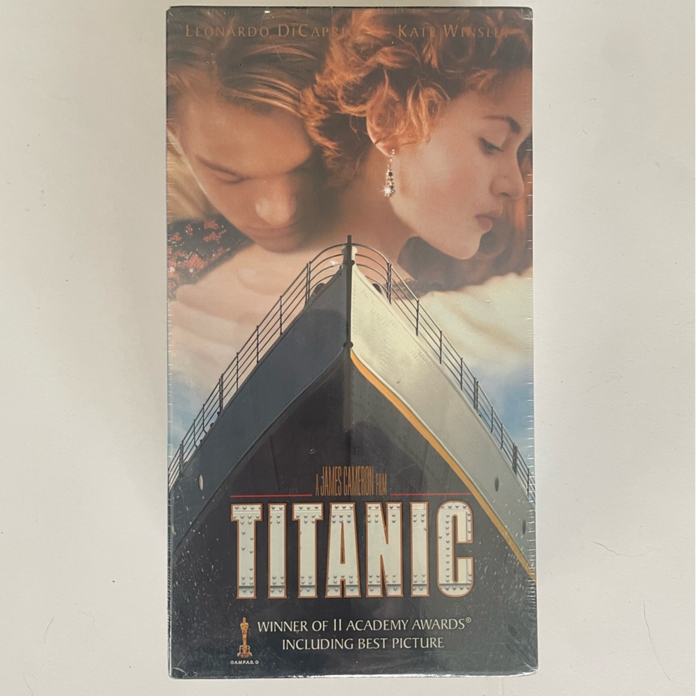 Titanic (VHS) - Sealed